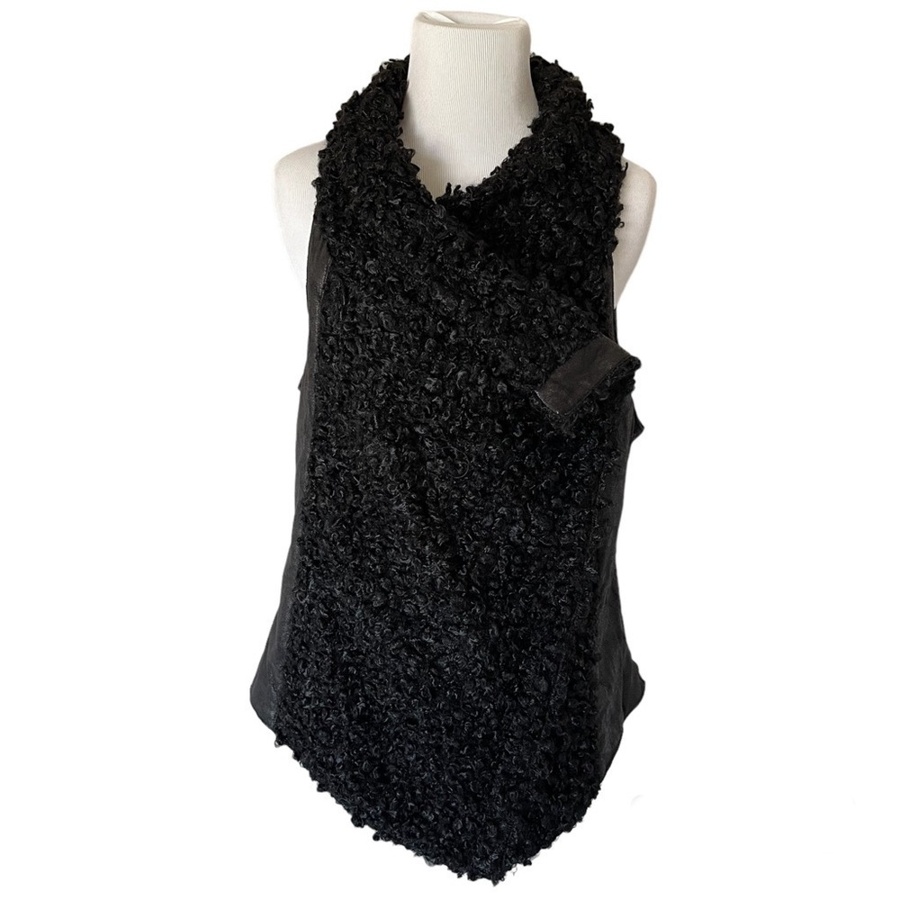 Black Faux Fur Dolce Cabo Vest